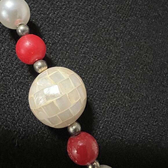 Vintage Lee Sands Lady in Red Hat Necklace Art Deco MOP Inlay 1980s - Picture 3 of 9